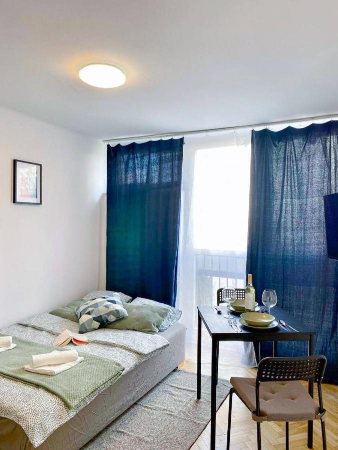 Halby Apartment Chlodna 15 Warsaw Ngoại thất bức ảnh